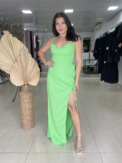 Vestido Emyli Longo com Fenda Verde na internet