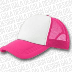 G06 - GORRA TRUCKE FUXIA FRENTE BLANCO