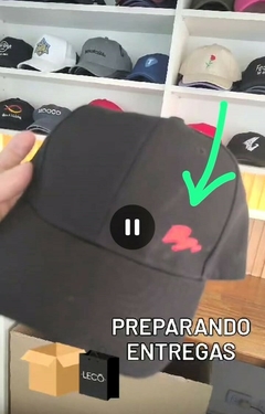 Gorras con logo bordado en Once