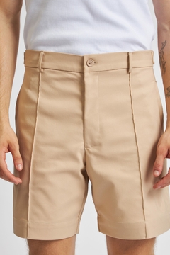 Shorts Alfaiataria Vanilla na internet