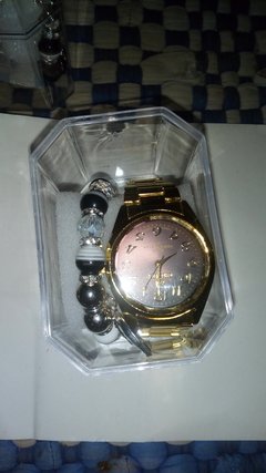 Relógio luxo dourado detalhe preto - comprar online