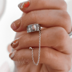Aro Cuff con cadena Hindú