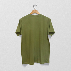 Camiseta Classic com Bolso Lisa - Verde (orgânica) - comprar online