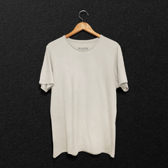 Camiseta Slim Lisa - Areia