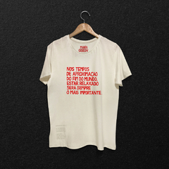 Camiseta Slim- Nos Tempos - Off White