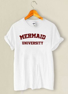 Camiseta Mermaid University - comprar online