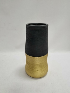 ART. EA1115 - FLORERO BICOLOR NEGRO/DORADO CERAMICA 25X10CM - BULTO X 24 U