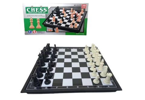 Jogos De Baralhos 100% Plastico Caixa Lata Metal Kit Com 2