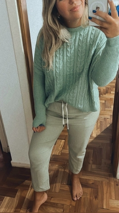 SWEATER DE OCHOS TONO VERDE SECO