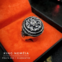 Anel King Neméia com Diamantes