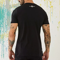 Camiseta Slim Básica Color Preta na internet