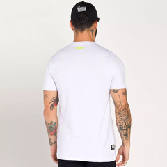 T-Shirt Slim Cotton Buh Neon Branca - Coisas de Macho