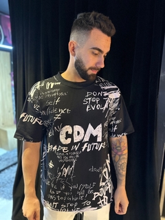 Camiseta CDM Over Word Preta