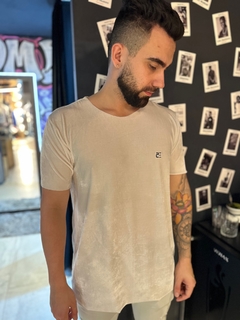 Camiseta Veludo Cristal Branca - comprar online