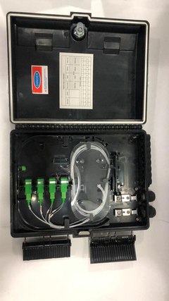 5 UN CAIXA TERMINAÇÃO OPTICA 2 TRAVAS C/SPLITTER 1X8 APC - Isamig Telecom