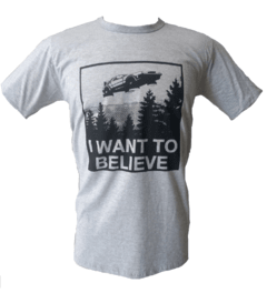 Camiseta Delorean/ I Want to Believe