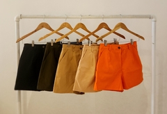 #4907 Short bengalina elastizada con pinzas "Gripper" - tienda online