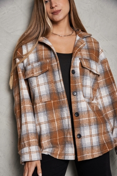 #3620 Camisaco flannel check con botones y tajos "Genova B" - comprar online
