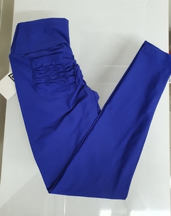Legging Power Empina Bumbum Com Bolsos Traseiro Azul Bic - comprar online