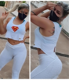 Cropped bordado supergirl branco