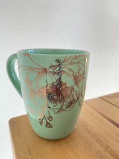 Taza AQUA en internet