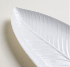 Bandeja de porcelana hoja 32x15cm - comprar online