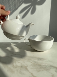 Tetera de porcelana con taza para uno - comprar online