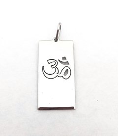 Pingente Mantra Aum Om Yoga Reiki Aço 316l Inox Corte Laser - Cher Smith Semijoias de Aço