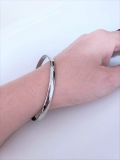 Pulseira rígida polida de aço 316L modelo argola Altura 0,6 cm bracelete com corte a laser - comprar online