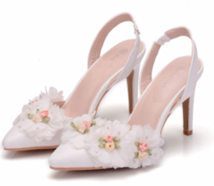 Sapato de noiva com flores - comprar online