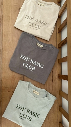 Remera the basic club en internet