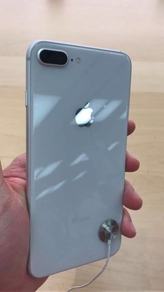 Iphone 8 plus replica perfeita com design de vidro 64 GB octacore - TELA 5.5" HD