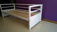 Diván Cama De Caño Cuadrado. Pintura A Horno - tienda online