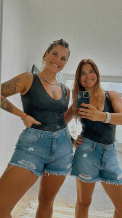 Short sexy moom con roturas (12038) - tienda online