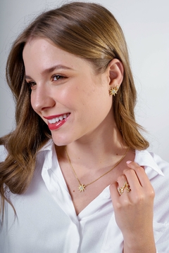 18k Gold Sun earrings with white Sapphires or Diamonds - Lily Silvestre - Joias personalizadas e exclusivas
