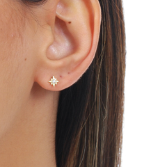 Piercing de estrellita en oro con Zafiros blancos o Brillantes en internet