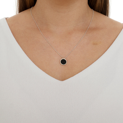 Round-shaped Onyx Necklace - buy online