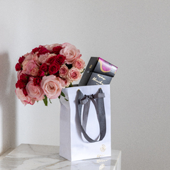 Surprise Bag com Mix de Rosas - Flowers by Ruth Hakim