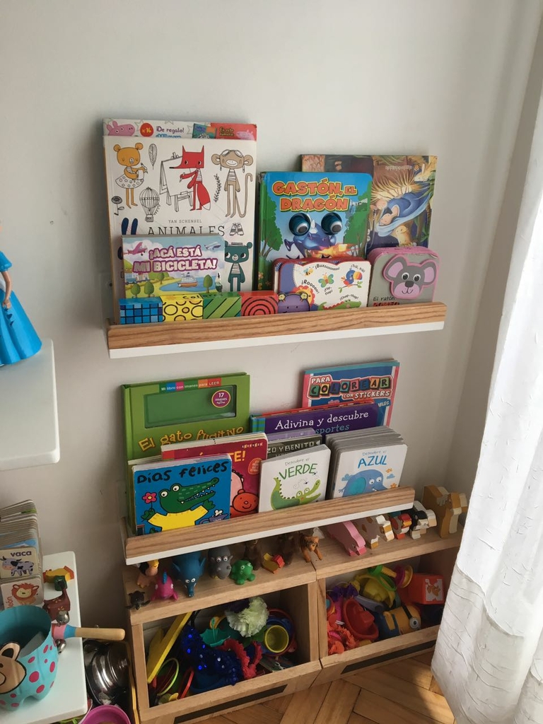 Estantería infantil de libros de pared Artesanal - El Espacio de Mita