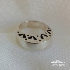 anillo de plata calado