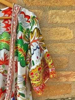 Kimono Colorido na internet