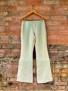 Calça verde pastel