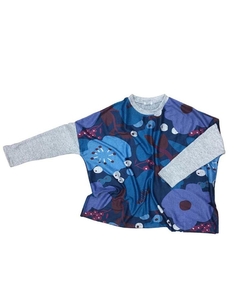 Sweater PONCHO flor azul - comprar online