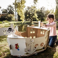 Barco aventura mediano. Juguete ecológico hecho en cartón reciclado