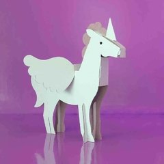 Unicornio mini. Juguete ecológico hecho en cartón reciclado