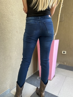 Jeans azul Simona Rosh en internet