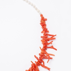 Colar Puglia - Galhos de Coral Vermelho , Pérolas e Ouro 18k - comprar online