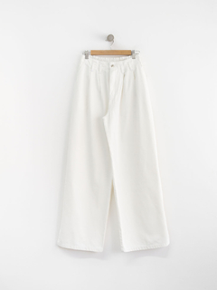 Pantalón white en internet