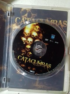 DVD Catacumbas Shannyn Sossamon, Sandi Dragoi, Emil Hostina Original - Loja Facine