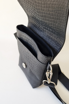 BELGICA, minibag (croco negro) en internet